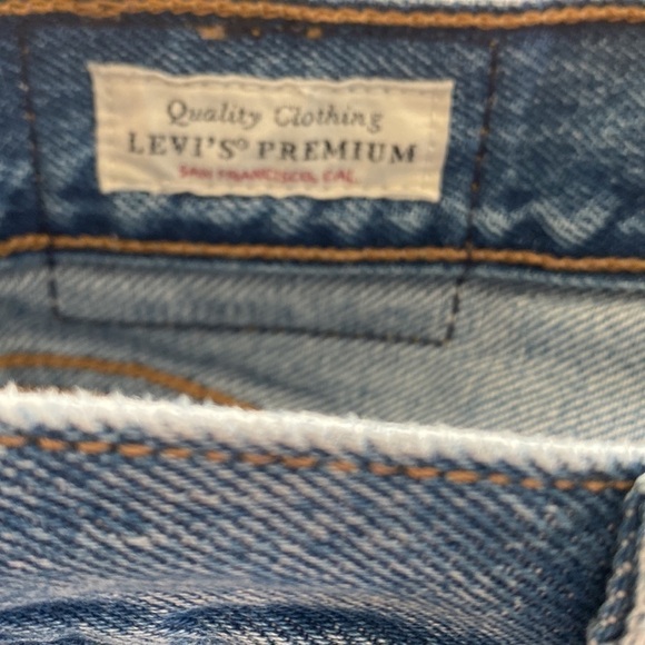 Levi's Big E Wedgie Straight Raw Hem Distressed Knees Size 26 RARE - Picture 5 of 12